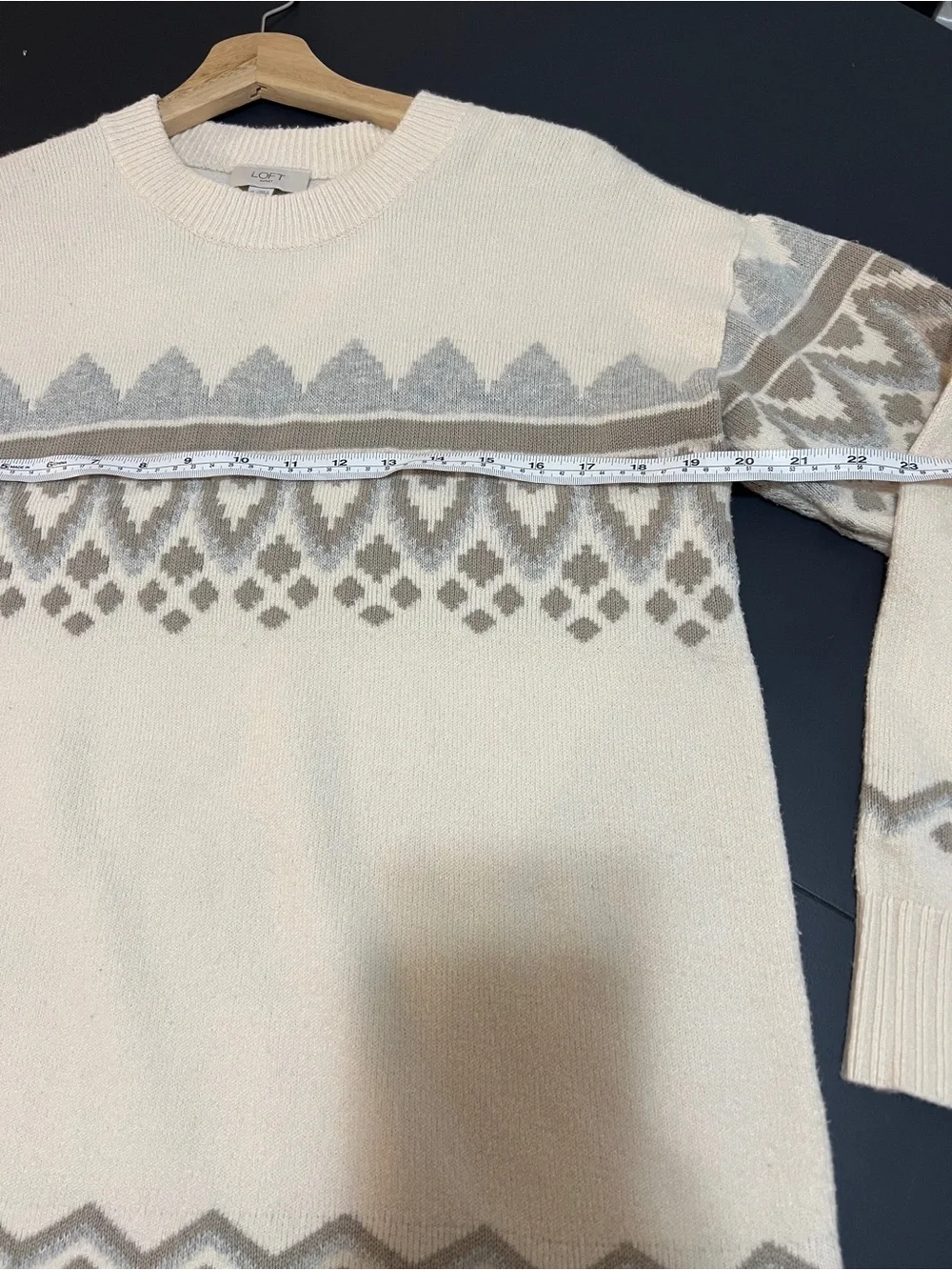 LOFT Cream Fair Isle Crewneck Sweater with Gray Pattern- Medium